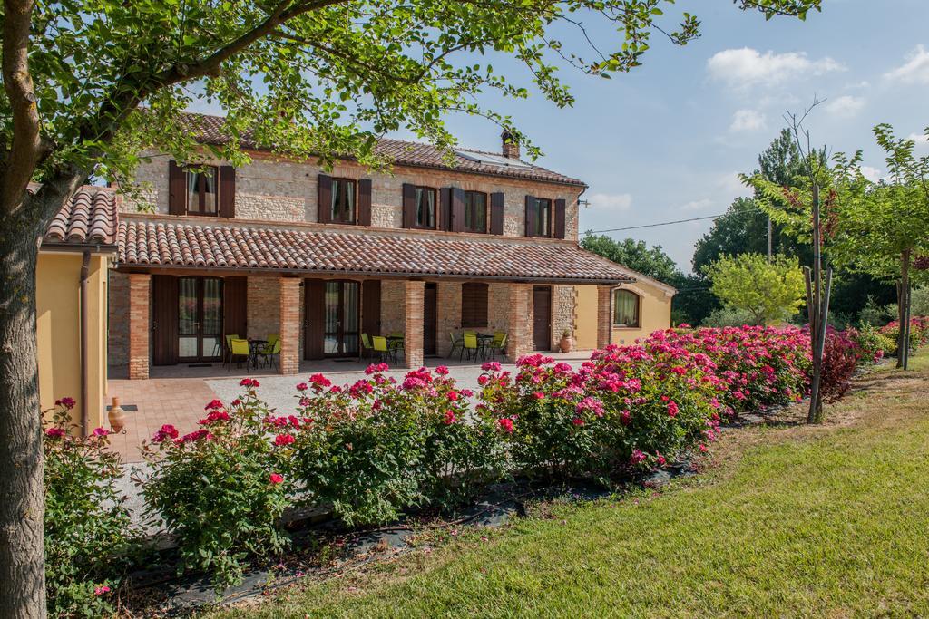 Agriturismo La Vecchia Fonte *